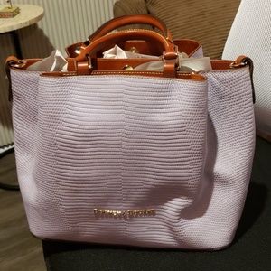 Dooney and bourke satchel